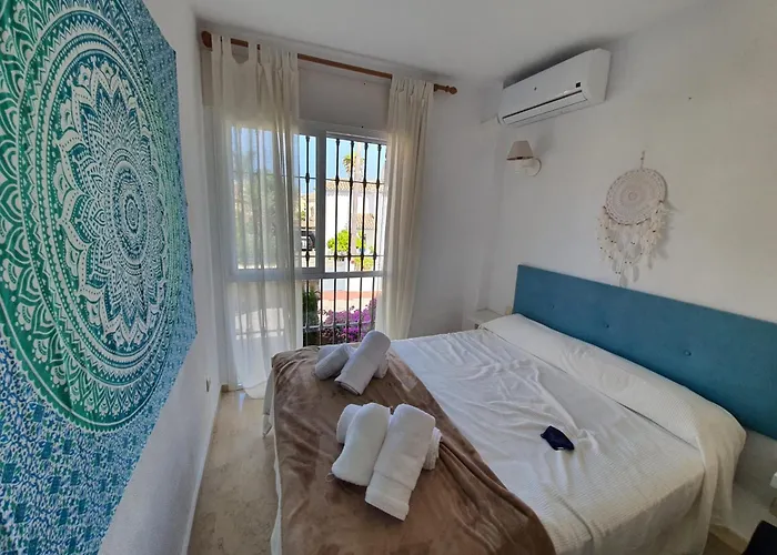 Pareada El Rodeito Con Piscina Propia *