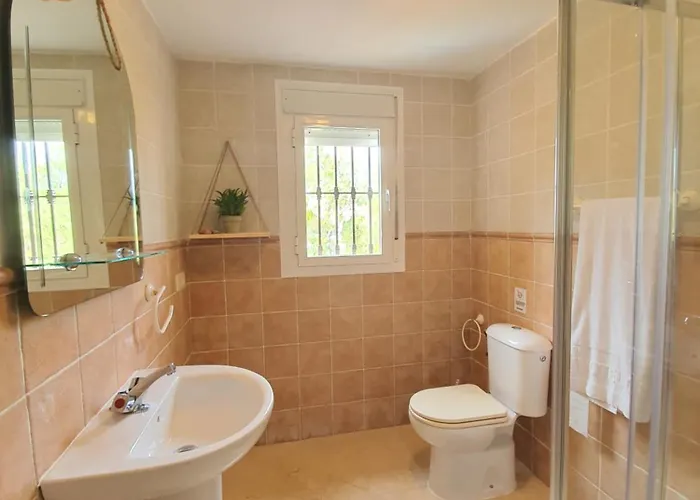 Pareada El Rodeito Con Piscina Propia Marbella