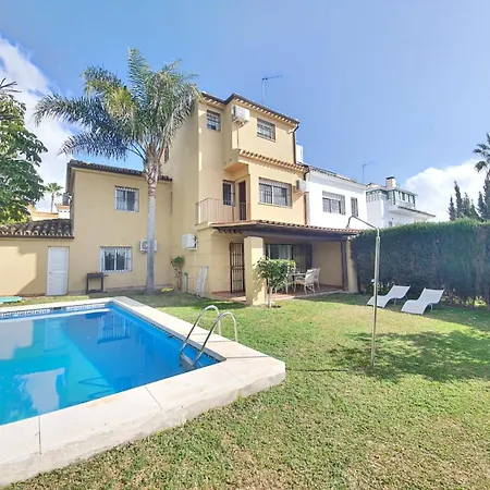 Pareada El Rodeito Con Piscina Propia * Marbella