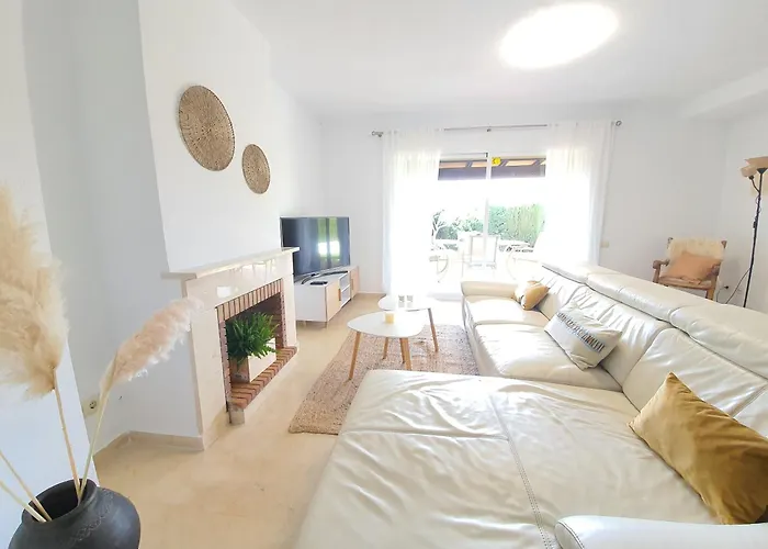 Holiday home Pareada El Rodeito Con Piscina Propia *