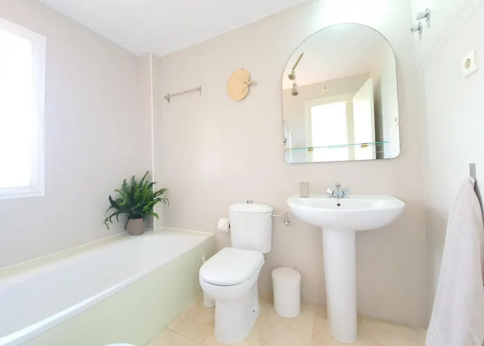 Holiday home Pareada El Rodeito Con Piscina Propia Marbella